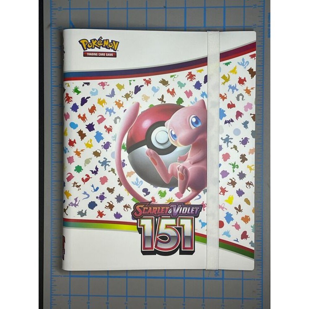 Pokémon Scarlet & Violet 151 Trading Card Binder MEW Pokemon TCG